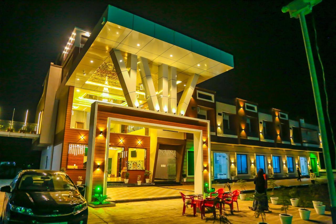 Shamgarh Aashirwad Hotels & Resort מראה חיצוני תמונה